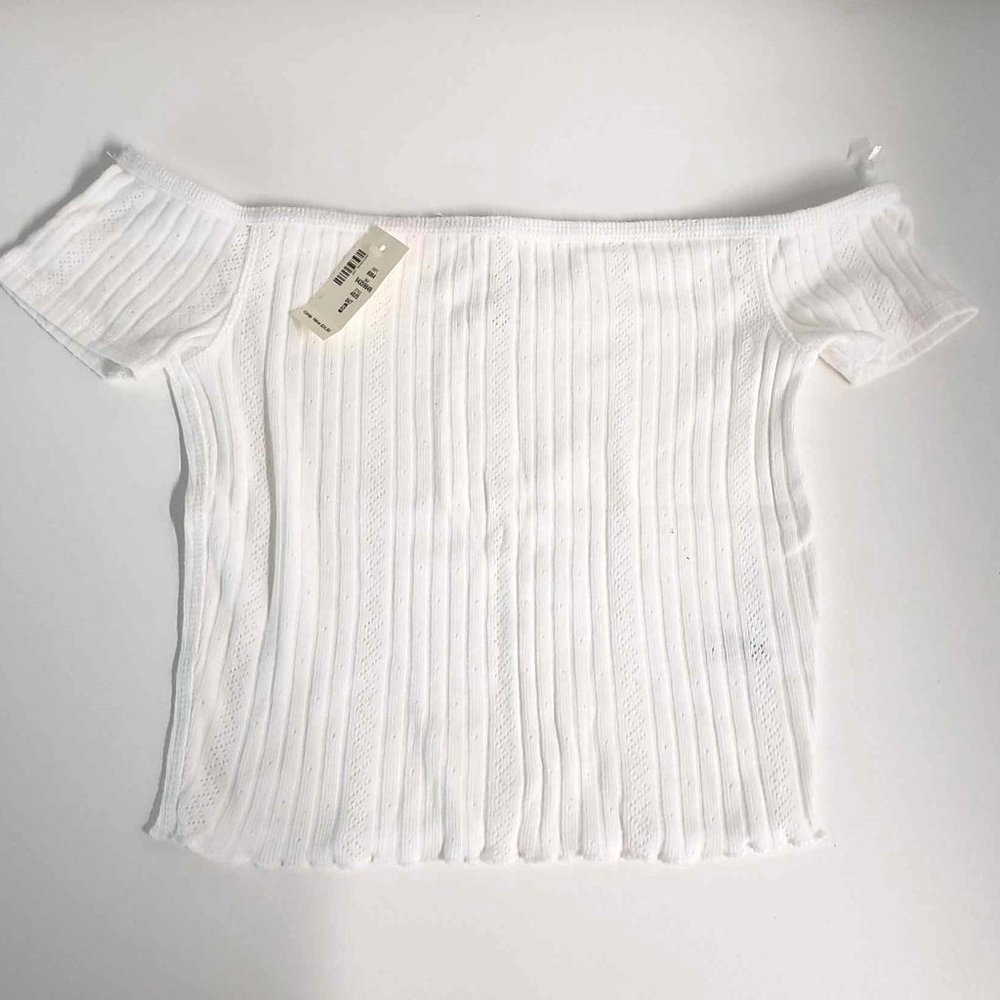 NWT Pointelle Off-The-Shoulder Cropped Baby Tee
